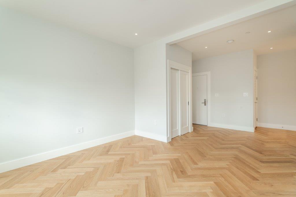 APPLICATION PENDING $3,150 / 1br - 535ft2 - ➽Deluxe Cambridge Top Floor 1 Bedroom Available July! (Agassiz)