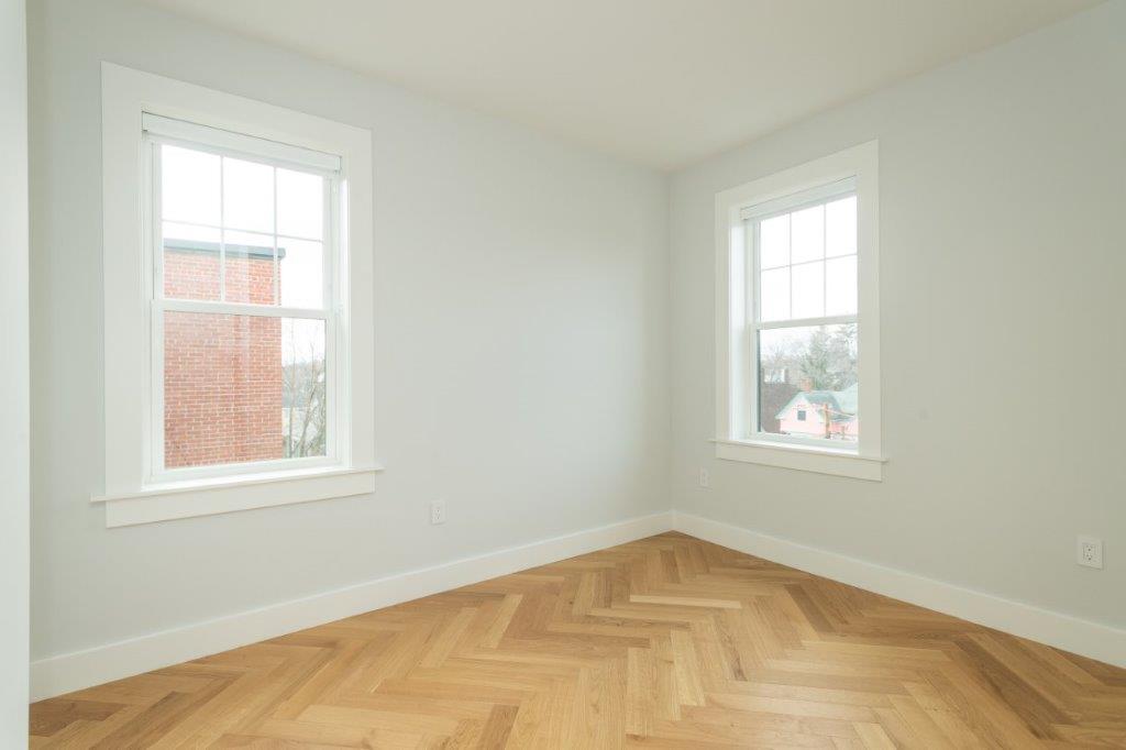 APPLICATION PENDING $3,150 / 1br - 535ft2 - ➽Deluxe Cambridge Top Floor 1 Bedroom Available July! (Agassiz)