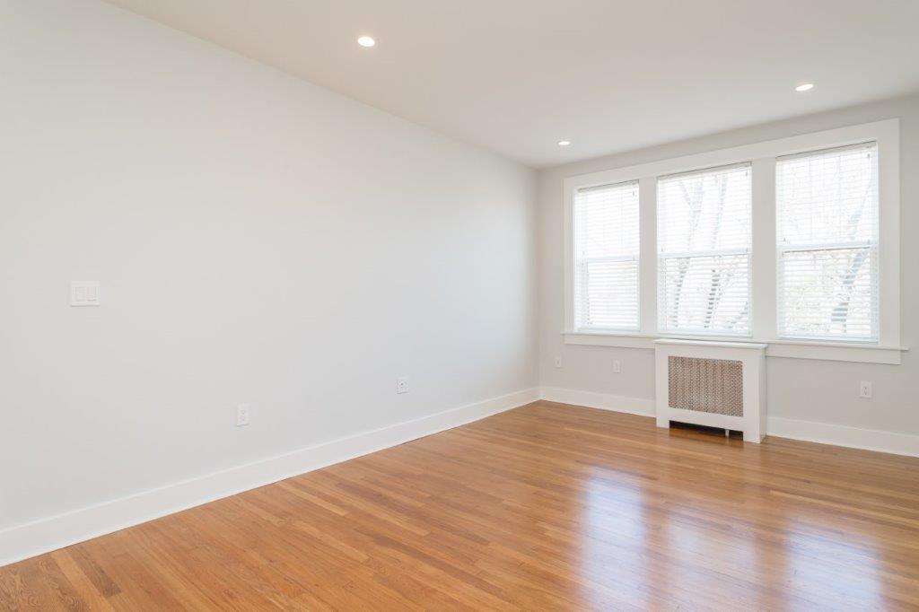 $3,200 / 1br - 730ft2 - ➽Stellar Top Floor Modern Cambridge 1 Bedroom Available September! (Agassiz)