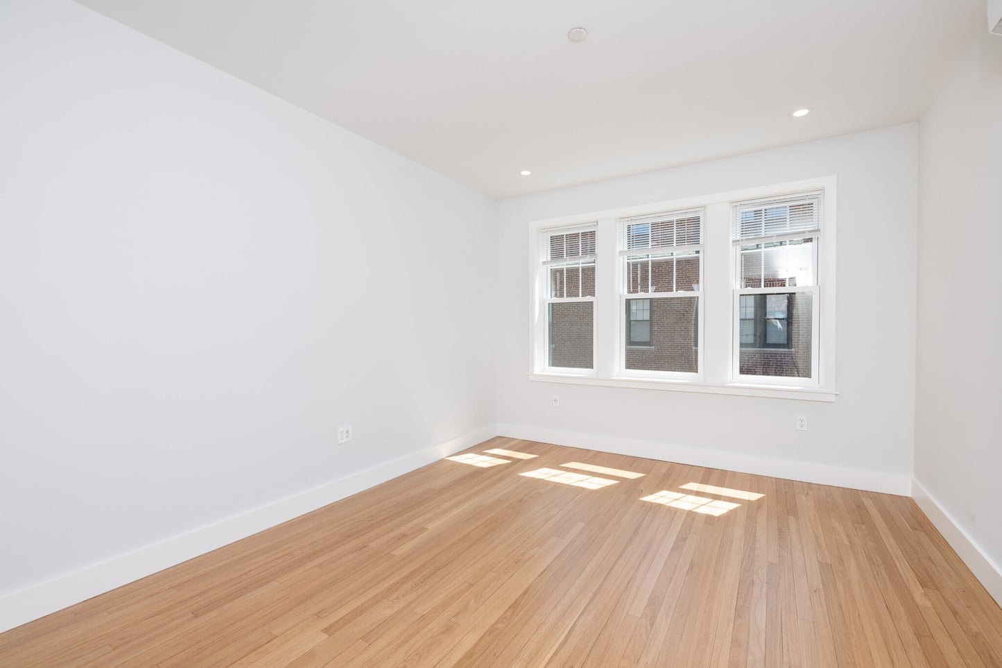 $3,600 / 2br - 790ft2 - ➽Gorgeous Cambridge 2 Bedroom Available June! (Agassiz)