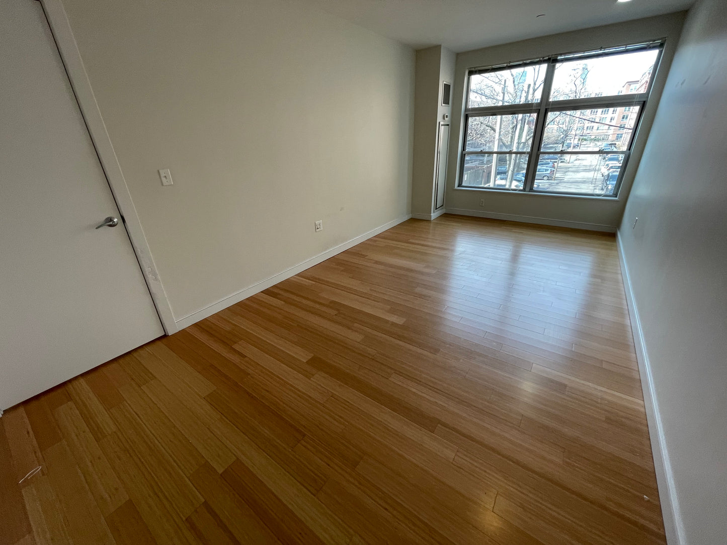 APPLICATION PENDING $4,250 / 2br - 1146ft2 - ➽Alluring South End 2 Bedroom 2 Bathroom Available June! (South End)