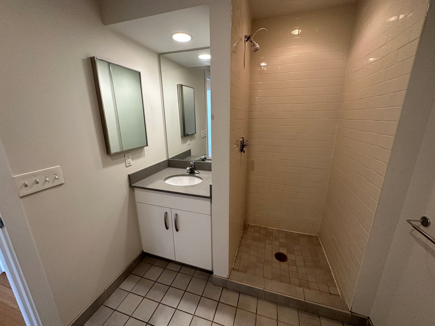 APPLICATION PENDING $4,250 / 2br - 1146ft2 - ➽Alluring South End 2 Bedroom 2 Bathroom Available June! (South End)