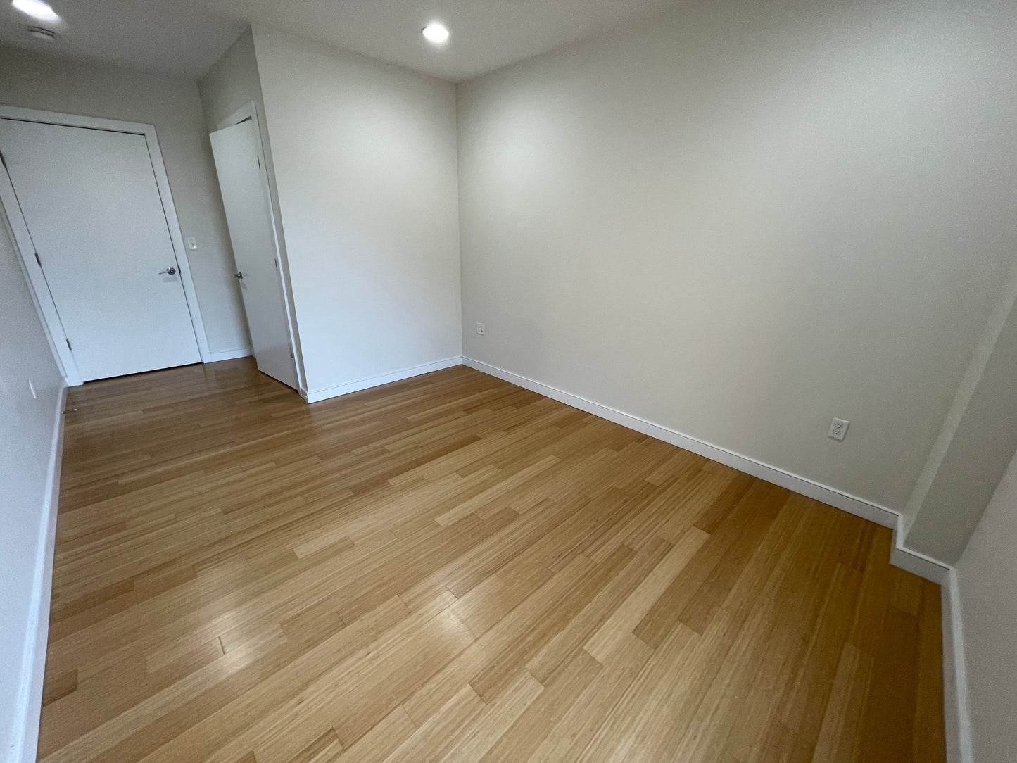 APPLICATION PENDING $4,250 / 2br - 1146ft2 - ➽Alluring South End 2 Bedroom 2 Bathroom Available June! (South End)