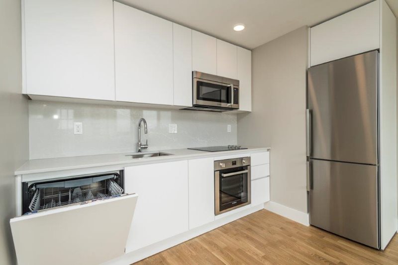$3,900 / 2br - 631ft2 - ➽Gorgeous Cambridge 2 Bedroom Penthouse Available October! No Fee! (Mid Cambridge)