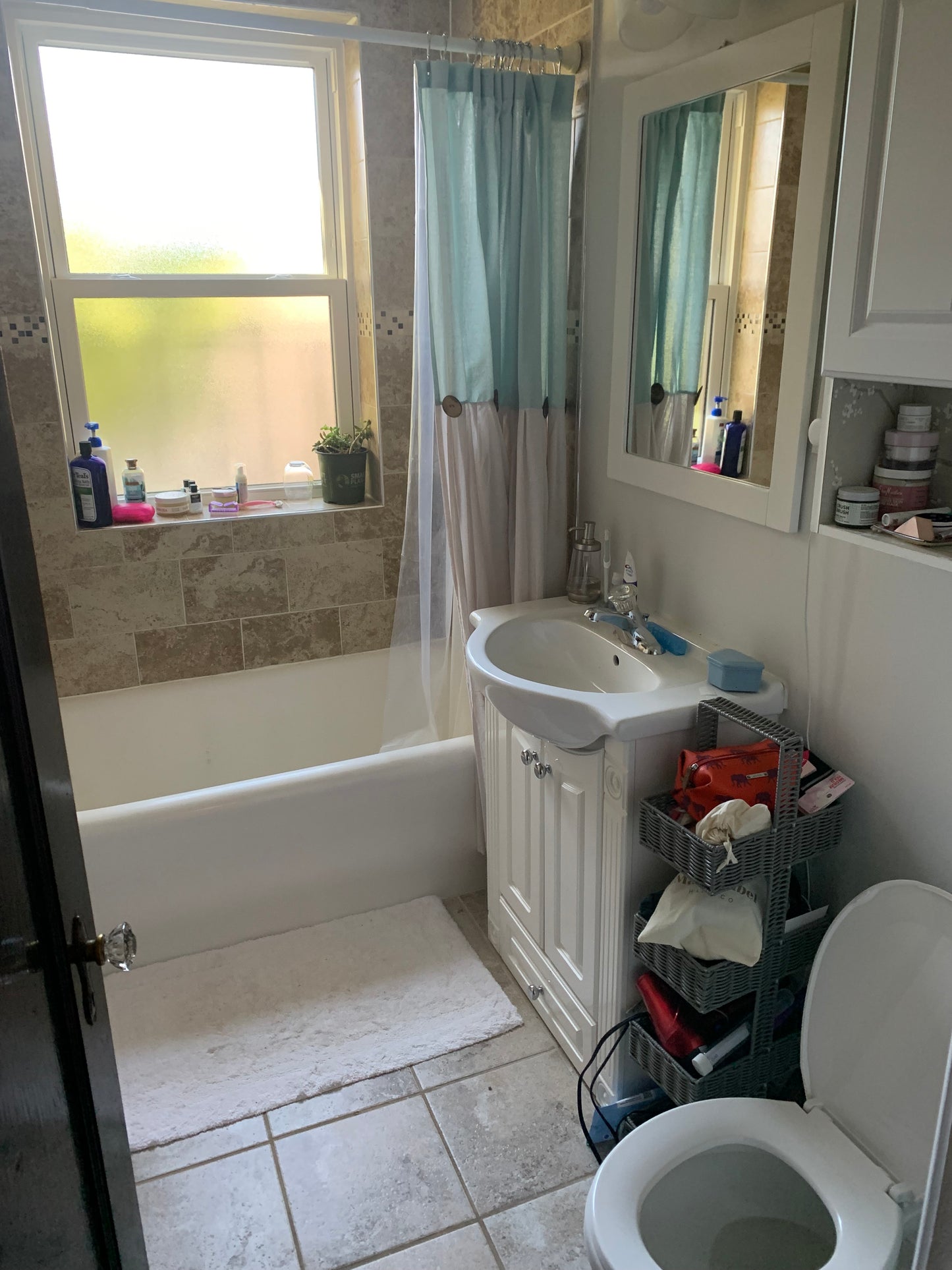 APPLICATION PENDING $2,550 / 1br - 690ft2 - ➽Cozy Somerville 1 Bedroom Available February! No Fee! (Winter Hill)