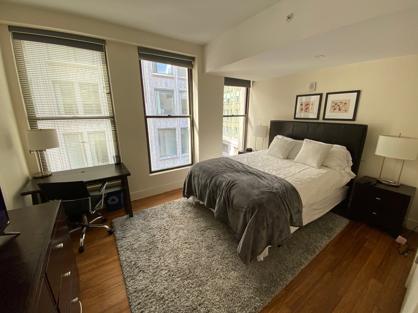 RENTED/OFF MARKET $2,845 / 1br - 659ft2 - ➽Chic Midtown 1 Bedroom Available September! Pet-Friendly! (Midtown)
