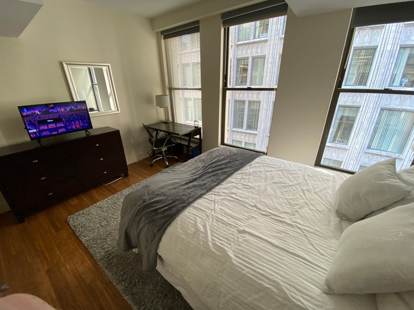 RENTED/OFF MARKET $2,845 / 1br - 659ft2 - ➽Chic Midtown 1 Bedroom Available September! Pet-Friendly! (Midtown)