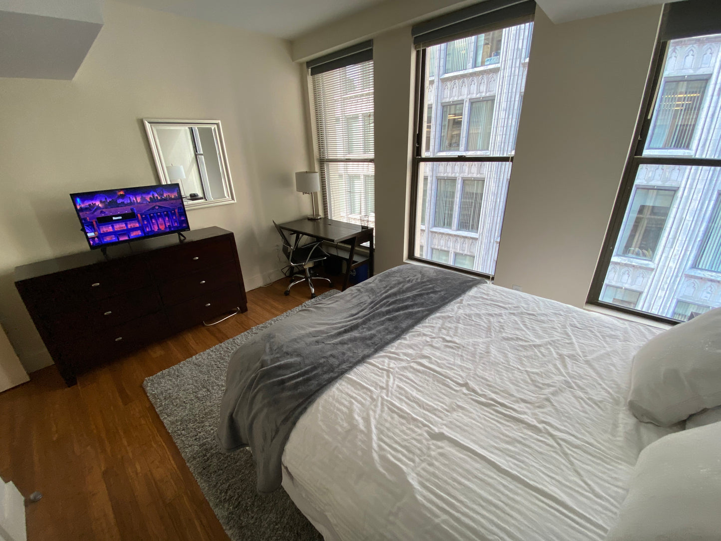 RENTED/OFF MARKET $2,845 / 1br - 659ft2 - ➽Chic Midtown 1 Bedroom Available September! Pet-Friendly! (Midtown)