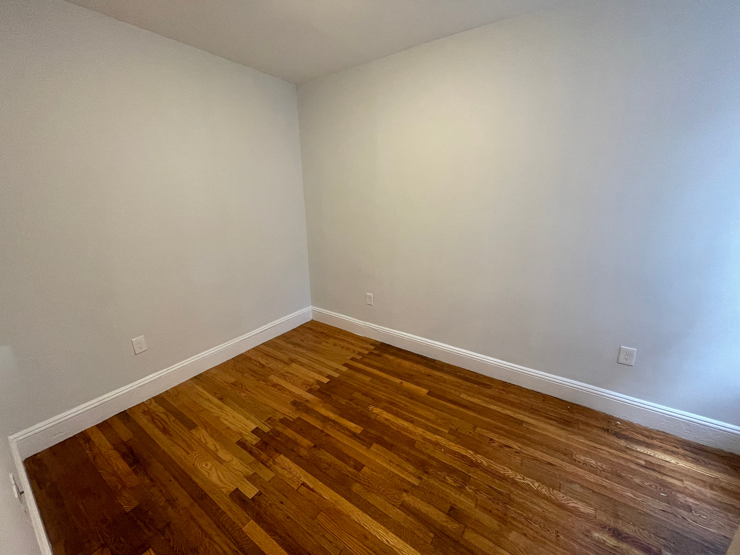 $3,350 / 2br - 419ft2 - ➼Cozy Mission Hill 2 Bedroom w/HT & HW Included Avail 7/1! (Mission Hill)