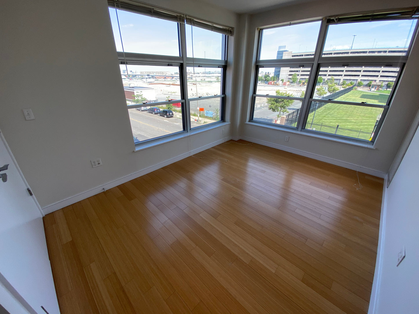 $4,450 / 2br - 909ft2 - ➽Stellar South End 2 Bedroom 1.5 Bathroom Available September! (South End)
