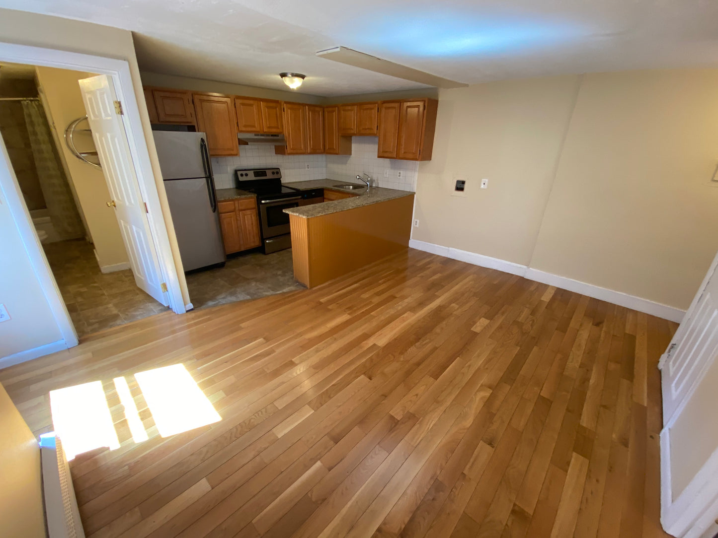 RENTED/OFF MARKET $3,400 / 2br - 571ft2 - ➼Stunning Beacon Hill 2 Bedroom w/No Fee! Pet-Friendly! (Beacon Hill)