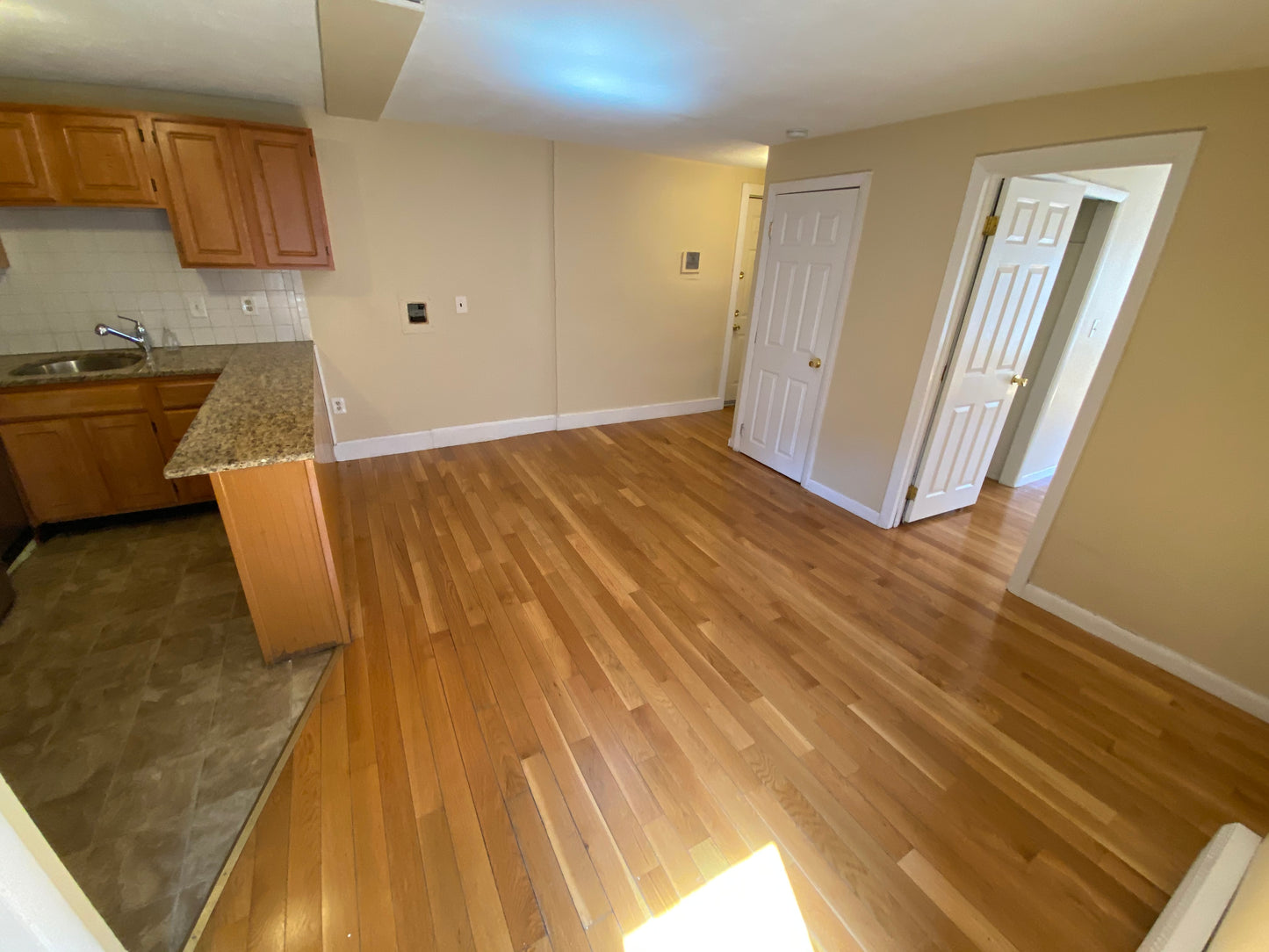 RENTED/OFF MARKET $3,400 / 2br - 571ft2 - ➼Stunning Beacon Hill 2 Bedroom w/No Fee! Pet-Friendly! (Beacon Hill)