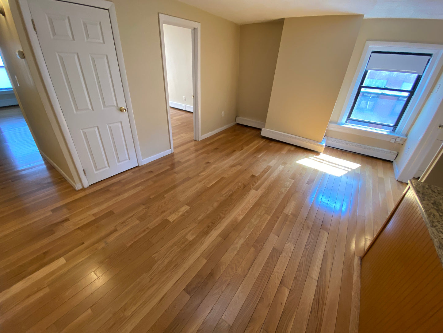 RENTED/OFF MARKET $3,400 / 2br - 571ft2 - ➼Stunning Beacon Hill 2 Bedroom w/No Fee! Pet-Friendly! (Beacon Hill)