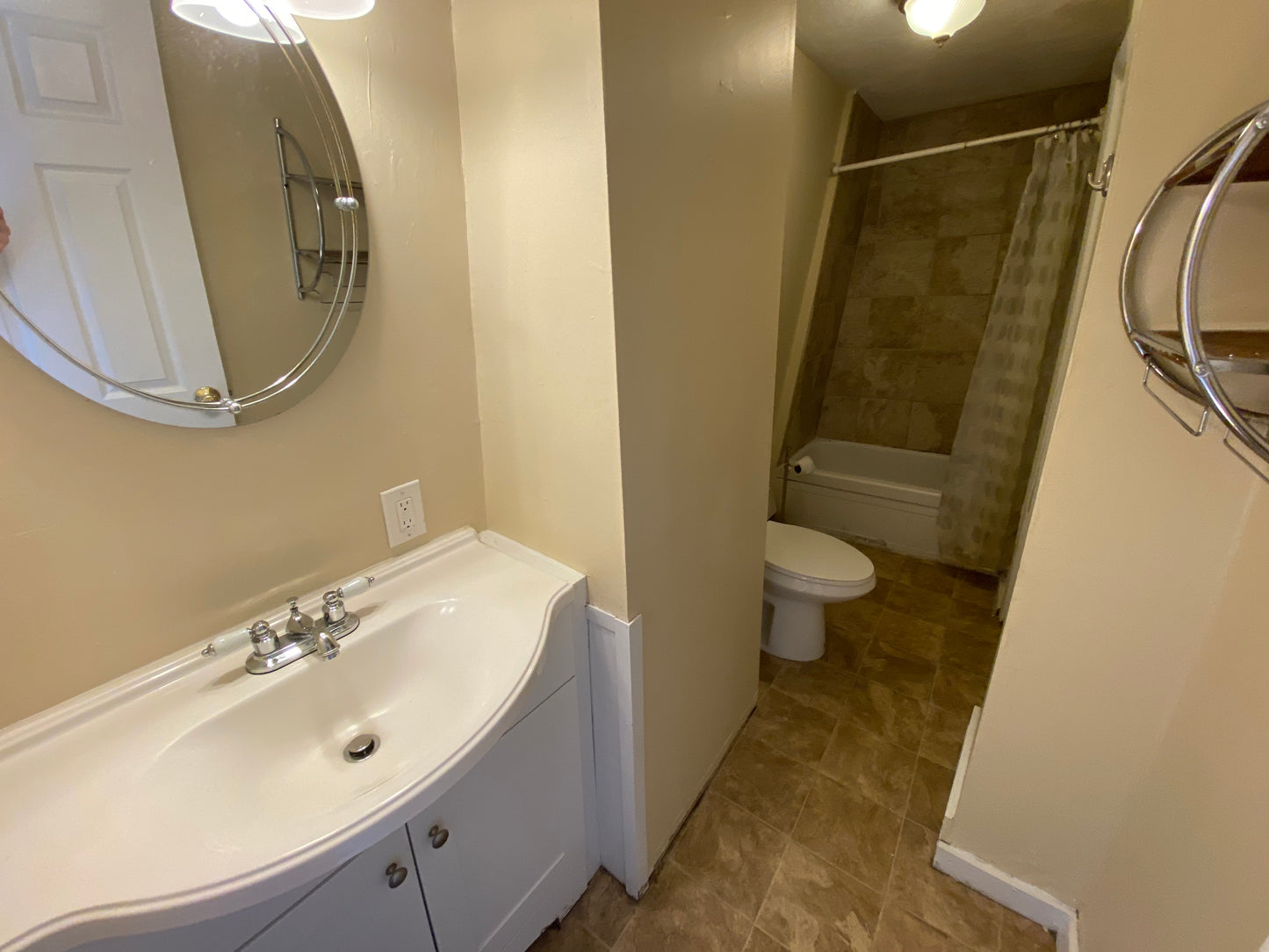 RENTED/OFF MARKET $3,400 / 2br - 571ft2 - ➼Stunning Beacon Hill 2 Bedroom w/No Fee! Pet-Friendly! (Beacon Hill)