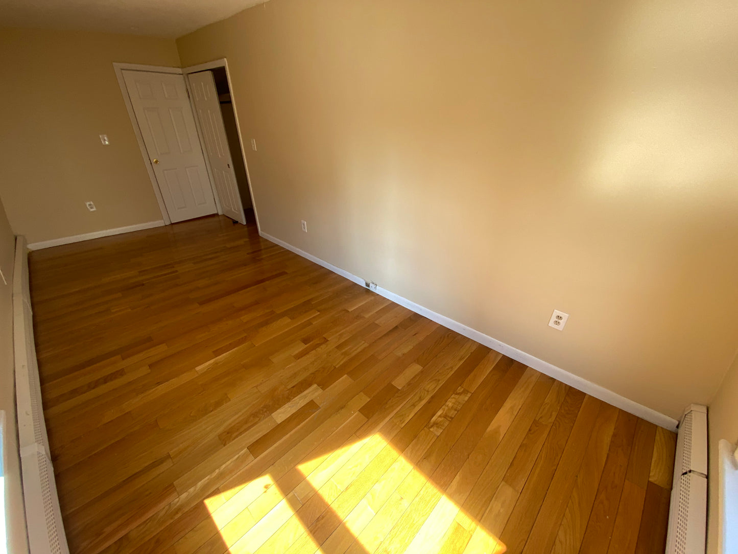 RENTED/OFF MARKET $3,400 / 2br - 571ft2 - ➼Stunning Beacon Hill 2 Bedroom w/No Fee! Pet-Friendly! (Beacon Hill)