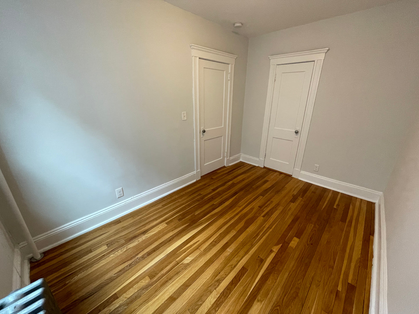 $2,340 / 1br - 585ft2 - ➽Charming Brighton 1 Bedroom Available November! No Fee! HT/HW Includ. (Brighton)