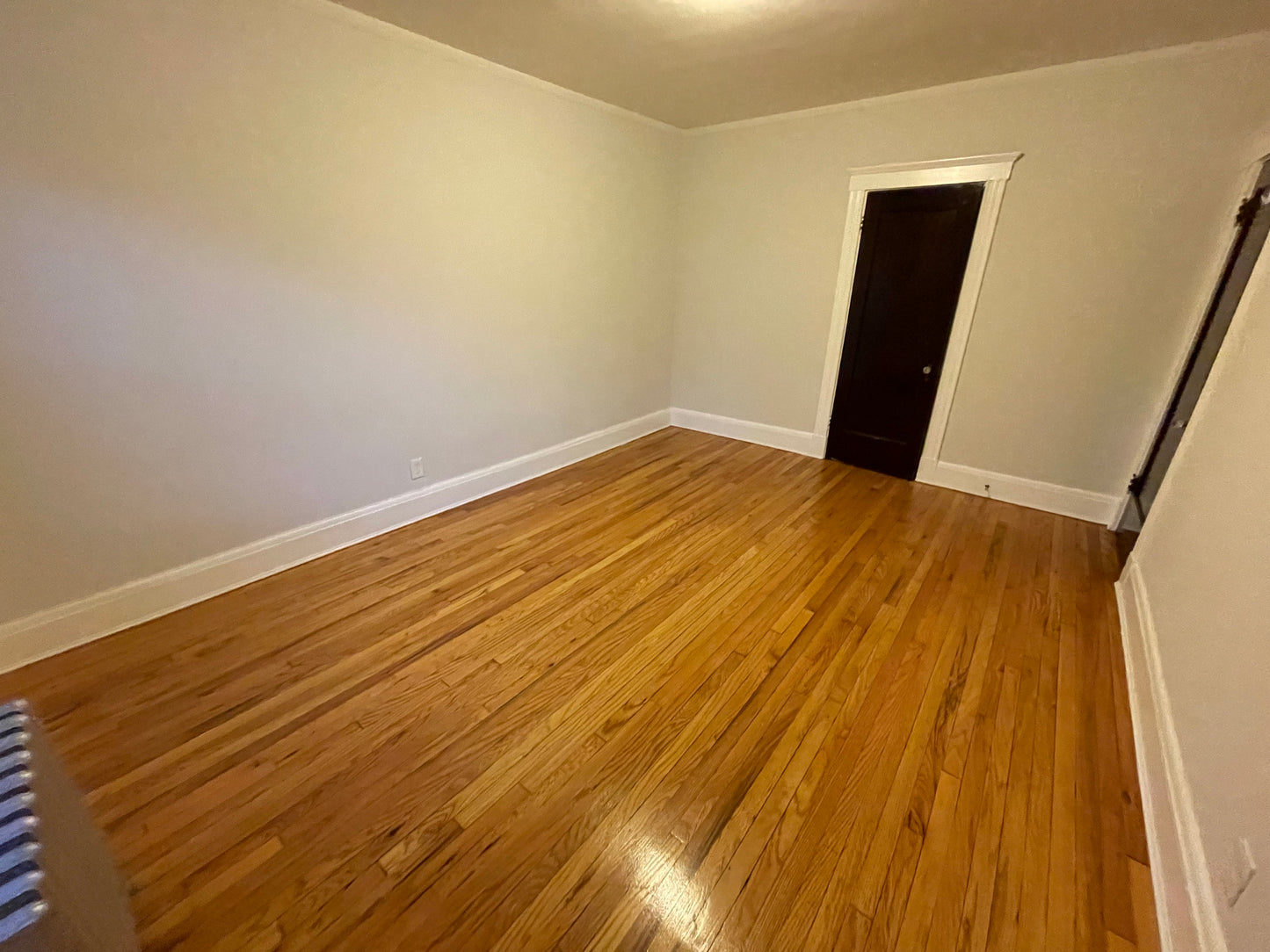 $2,750 / 2br - 765ft2 - ➽Fantastic Somerville 2 Bedroom Available 11/1! No Fee! HT/HW Included (Winter Hill)