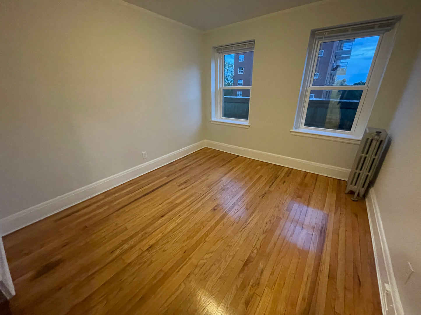 $2,750 / 2br - 765ft2 - ➽Fantastic Somerville 2 Bedroom Available 11/1! No Fee! HT/HW Included (Winter Hill)