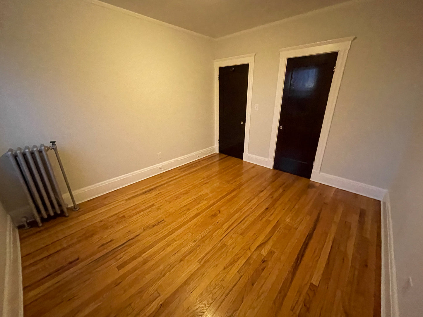 $2,750 / 2br - 765ft2 - ➽Fantastic Somerville 2 Bedroom Available 11/1! No Fee! HT/HW Included (Winter Hill)