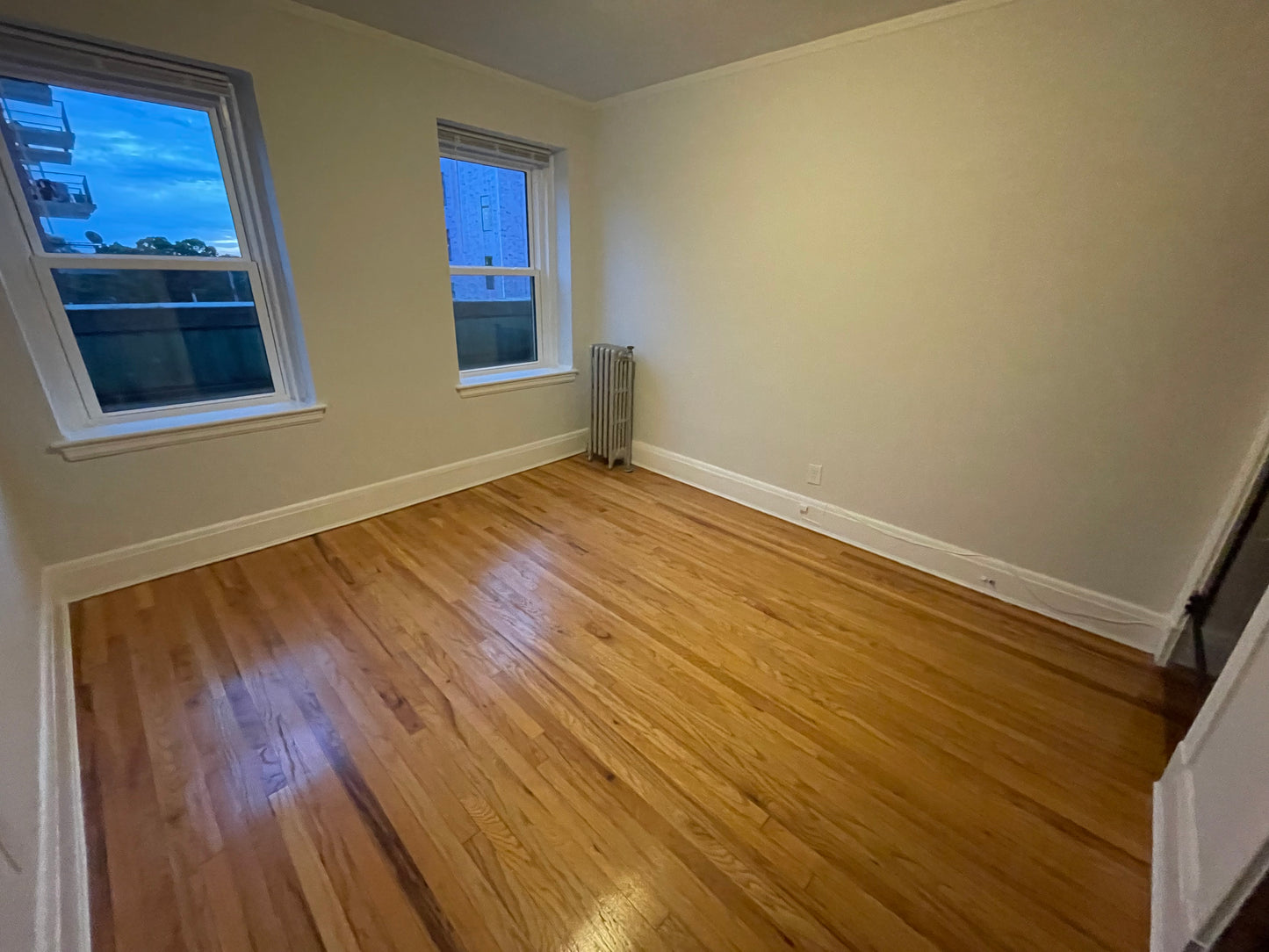 $2,750 / 2br - 765ft2 - ➽Fantastic Somerville 2 Bedroom Available 11/1! No Fee! HT/HW Included (Winter Hill)