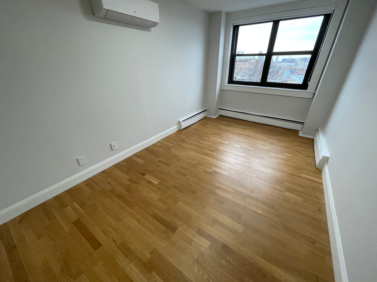 $3,300 / 2br - 793ft2 - ➽Deluxe South Boston 2 Bedroom Available October! No Fee! (South Boston)