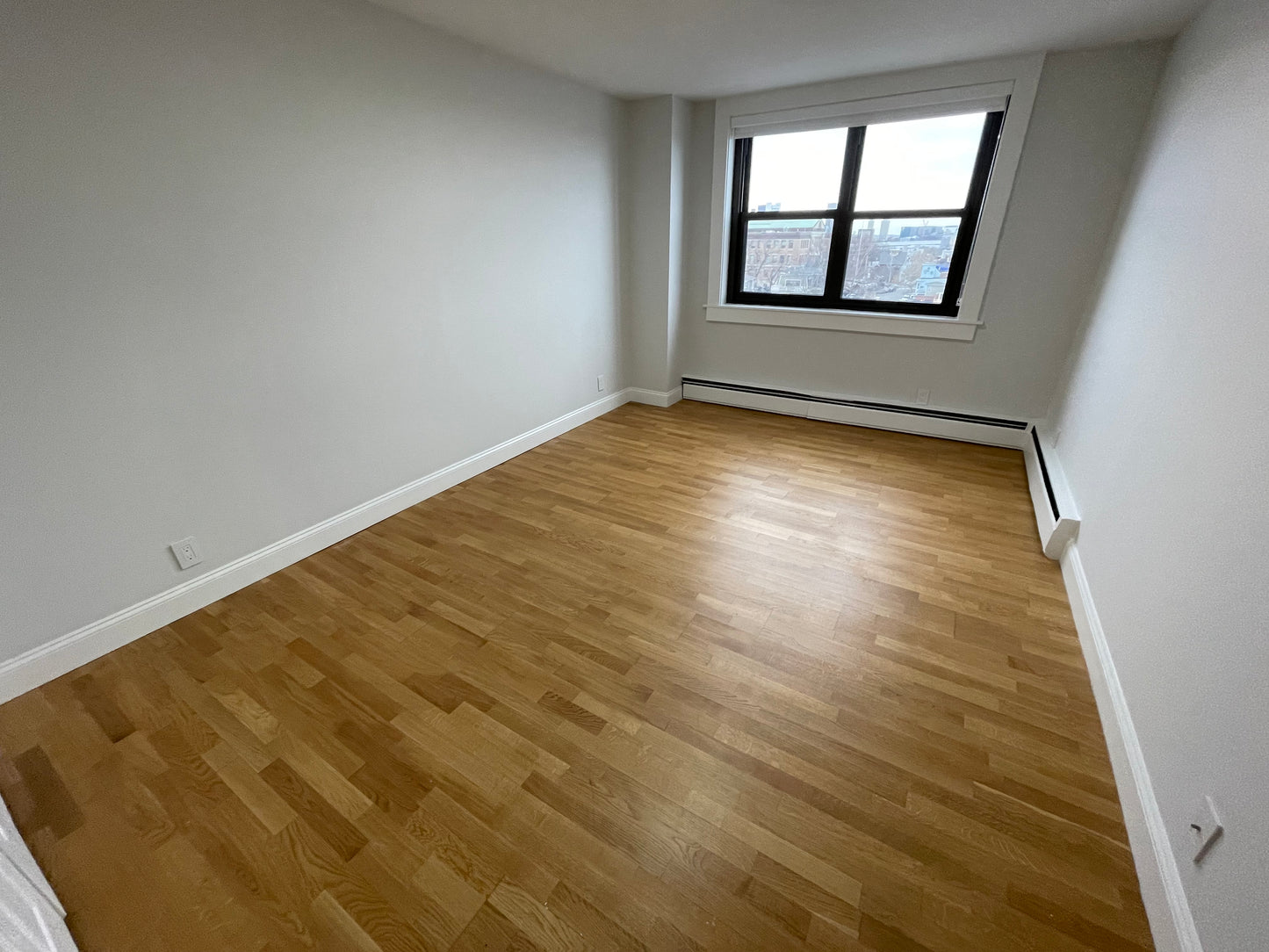 $3,300 / 2br - 793ft2 - ➽Deluxe South Boston 2 Bedroom Available October! No Fee! (South Boston)