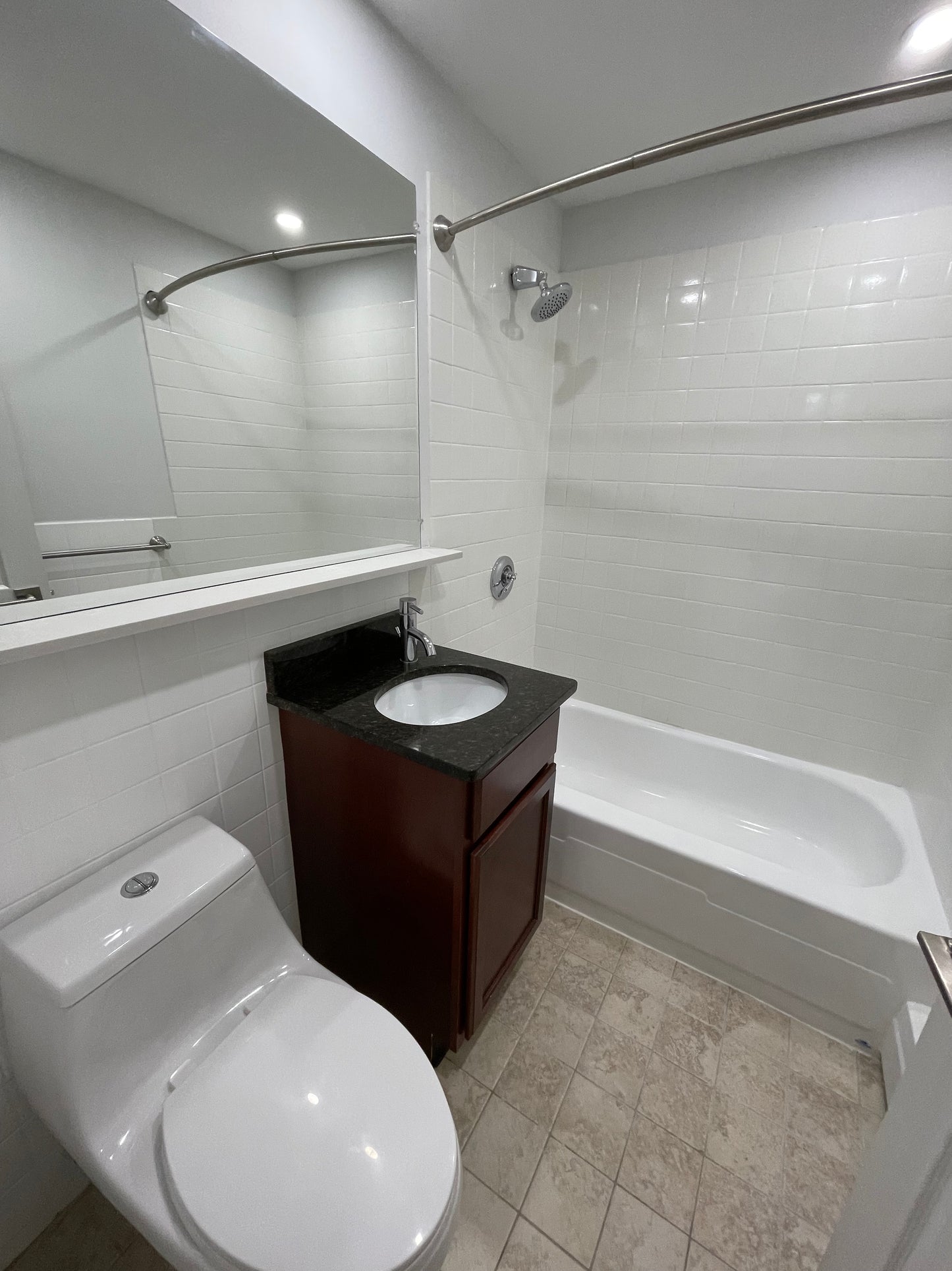 $3,300 / 2br - 793ft2 - ➽Deluxe South Boston 2 Bedroom Available October! No Fee! (South Boston)