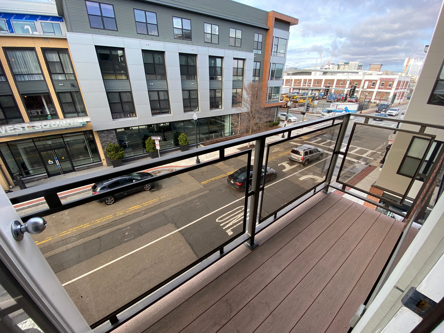 RENTED/OFF MARKET $4,100 / 2br - 823ft2 - ➽Airy South Boston/Seaport 2 Bedroom Available August! (South Boston)