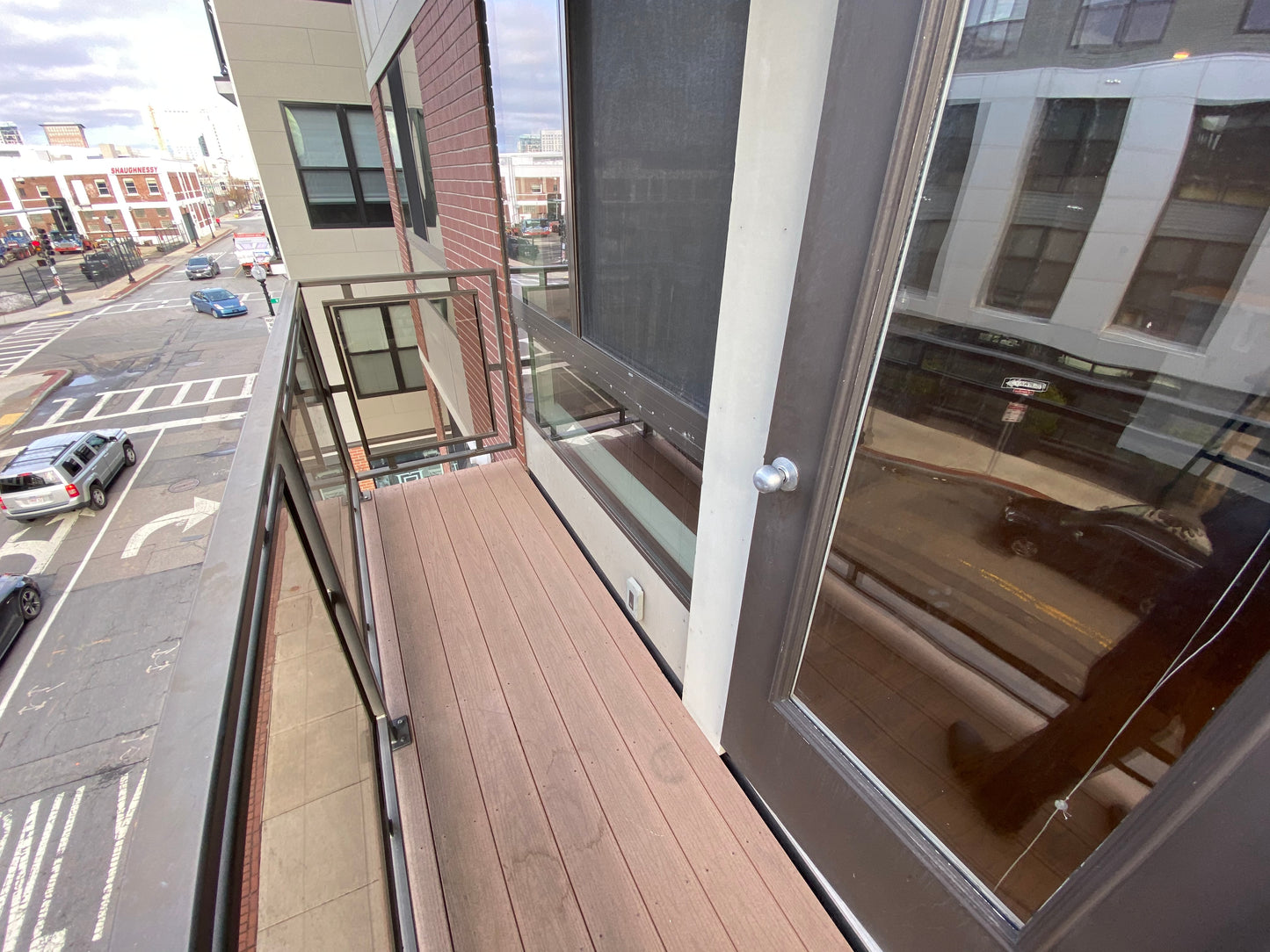 RENTED/OFF MARKET $4,100 / 2br - 823ft2 - ➽Airy South Boston/Seaport 2 Bedroom Available August! (South Boston)