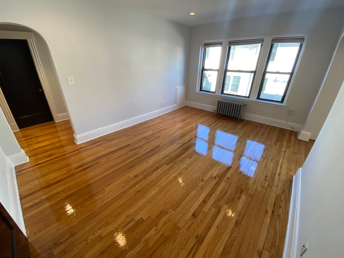 $2,700 / 1br - 660ft2 - ➽Charming Somerville 1 Bedroom Available 12/1! No Fee! HT/HW Included! (Winter Hill)