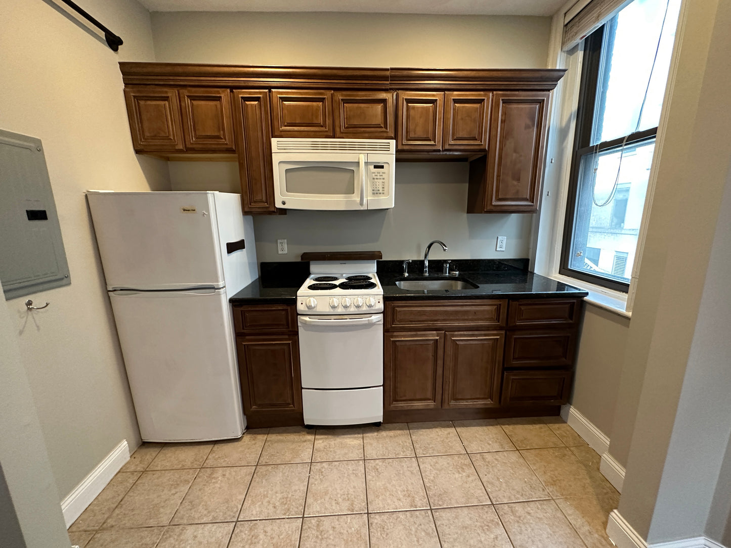 $2,600 / 308ft2 - ➽Beautiful Back Bay Studio Available Now! (Back Bay)