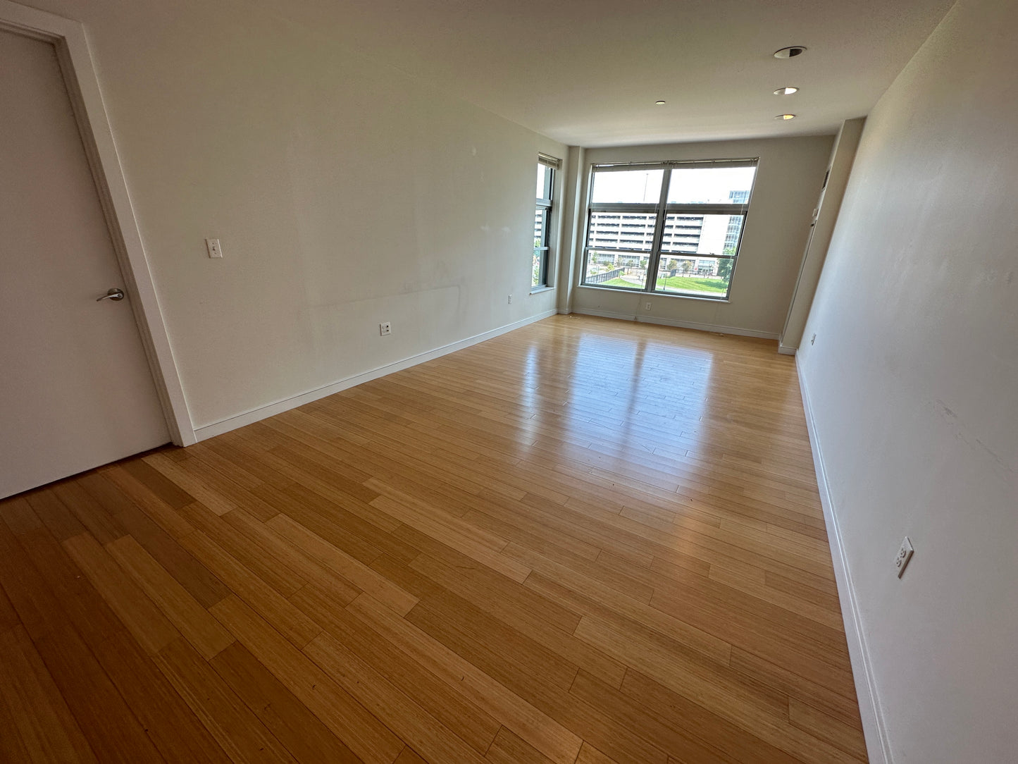 RENTED/OFF MARKET $4,200 / 2br - 1156ft2 - ➽Elegant South End 2 Bedroom 2 Bathroom Available September! (South End)