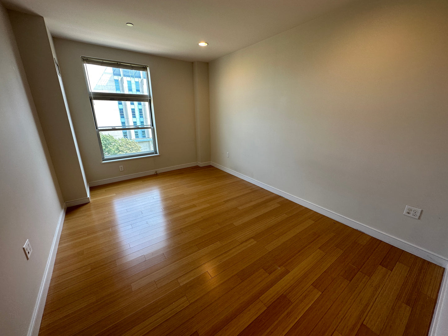 RENTED/OFF MARKET $4,200 / 2br - 1156ft2 - ➽Elegant South End 2 Bedroom 2 Bathroom Available September! (South End)
