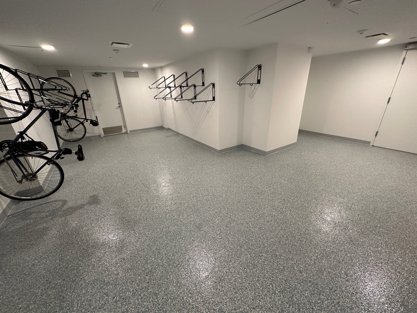 APPLICATION PENDING $4,350 / 1br - 700ft2 - ➽Fantastic Back Bay 1 Bedroom w/In Unit WD Available September! (Back Bay)