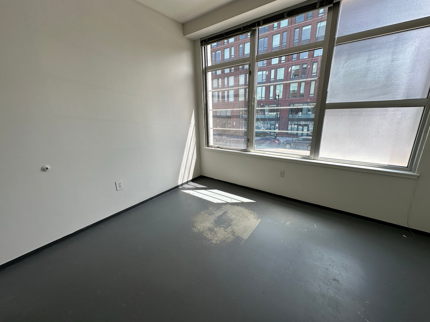 $4,350 / 2br - 900ft2 - ➽Gorgeous South End 2 Bedroom Available Now! No Fee! (South End)