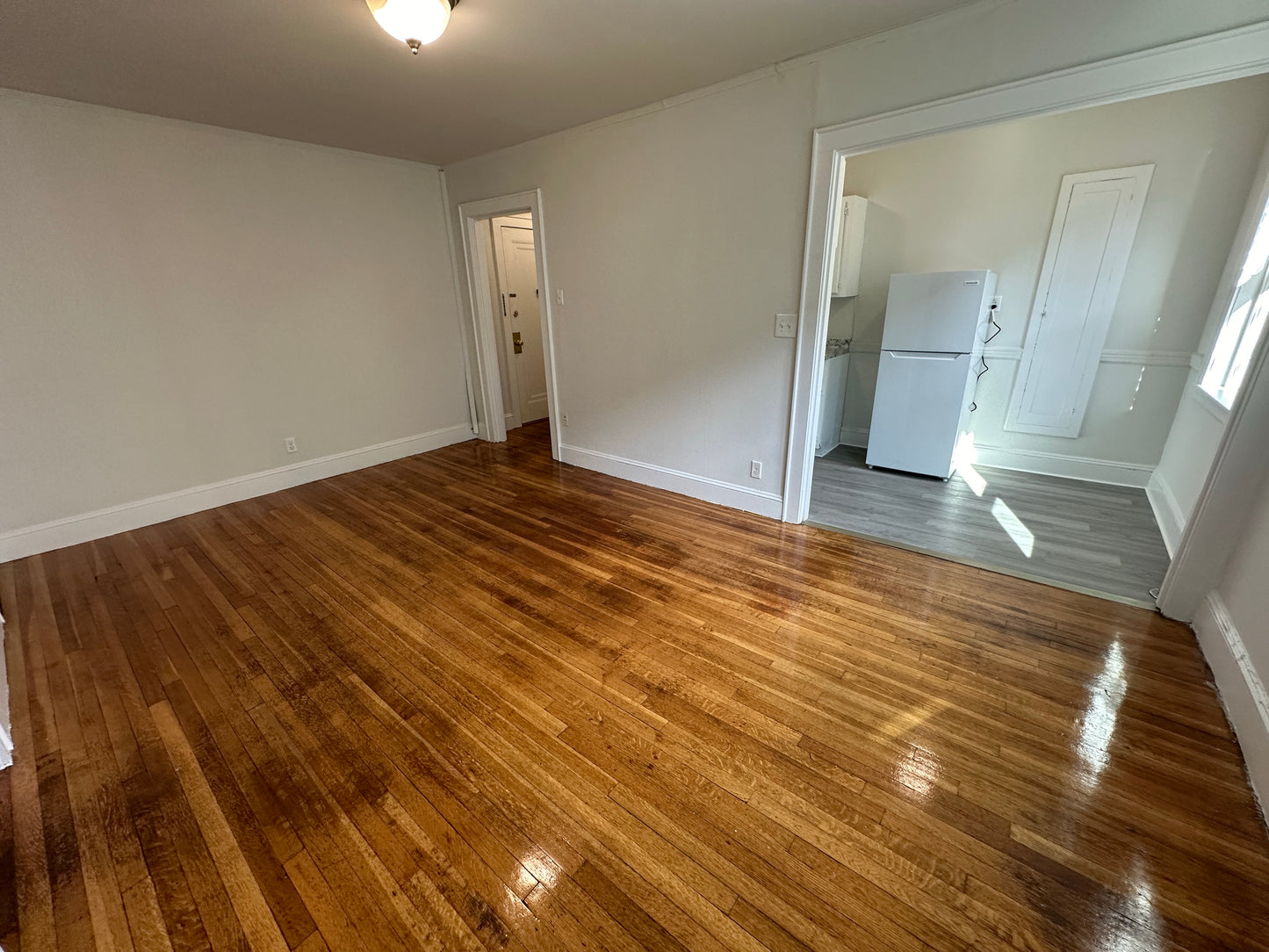 $2,110 / 405ft2 - ➽Lovely Somerville Studio Available Now! No Fee! (Winter Hill)