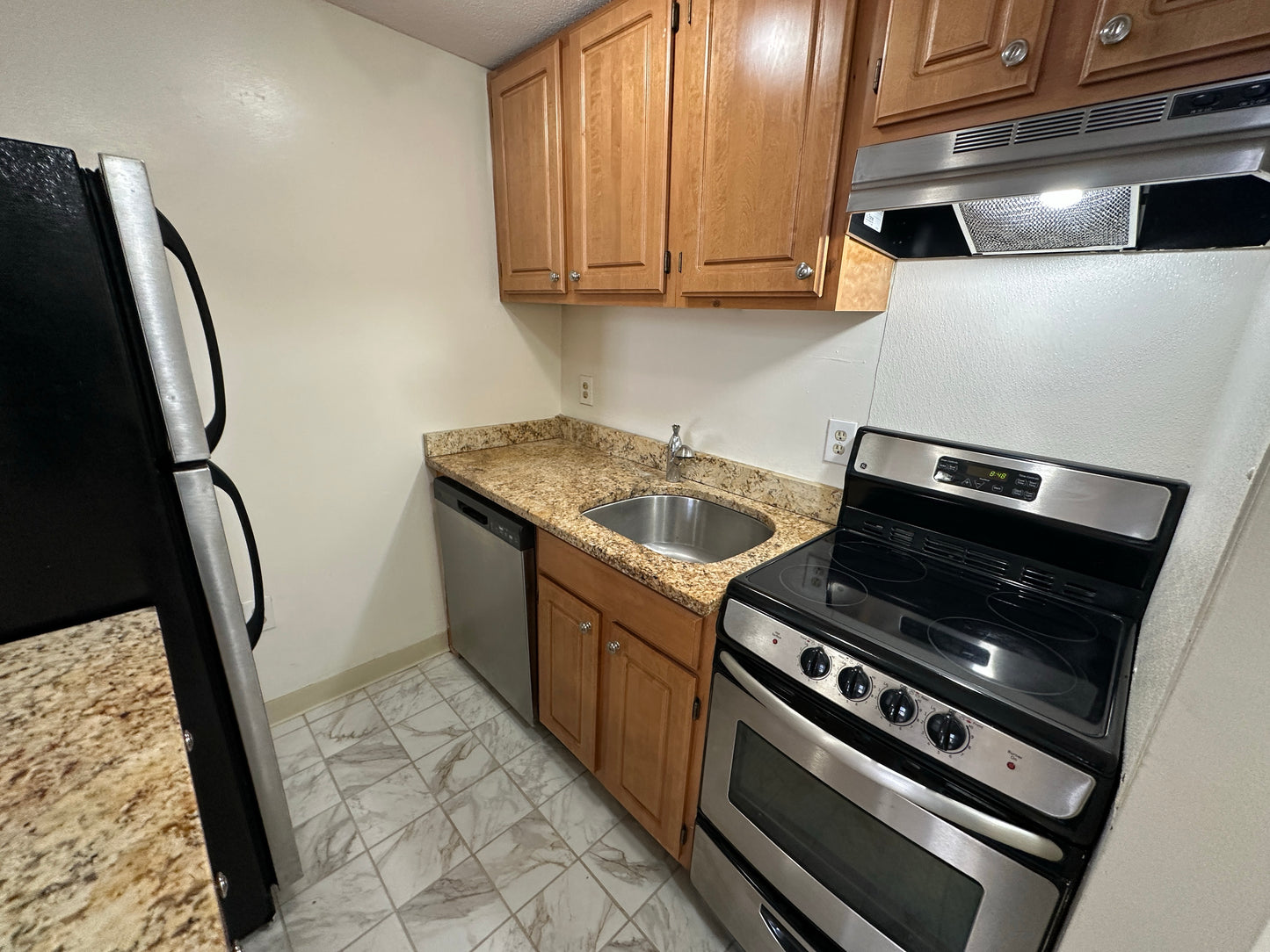 $2,350 / 496ft2 - ➽Spacious Andrew Square Studio Loft w/No Fee! Available Now! (Andrew Square)
