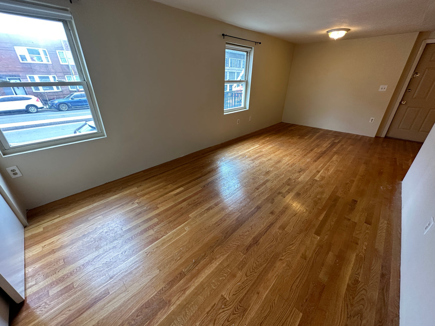 $2,350 / 1br - 488ft2 - ➽Alluring Andrew Square 1 Bedroom w/No Fee! Available September! (Andrew Square)