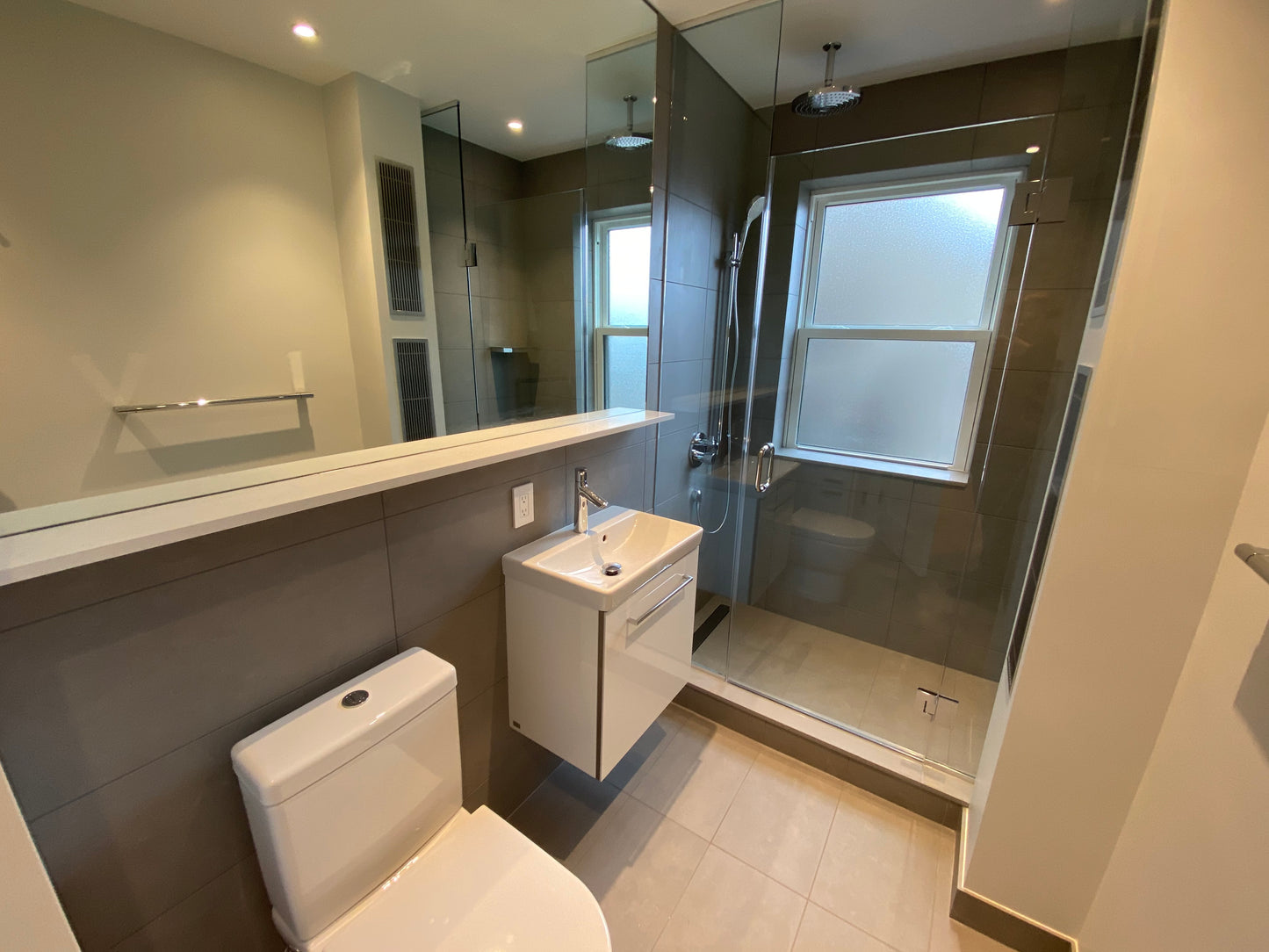 $2,980 / 1br - 705ft2 - ➽Incredible Massive Modern Somerville 1 Bedroom Available September! (Winter Hill)