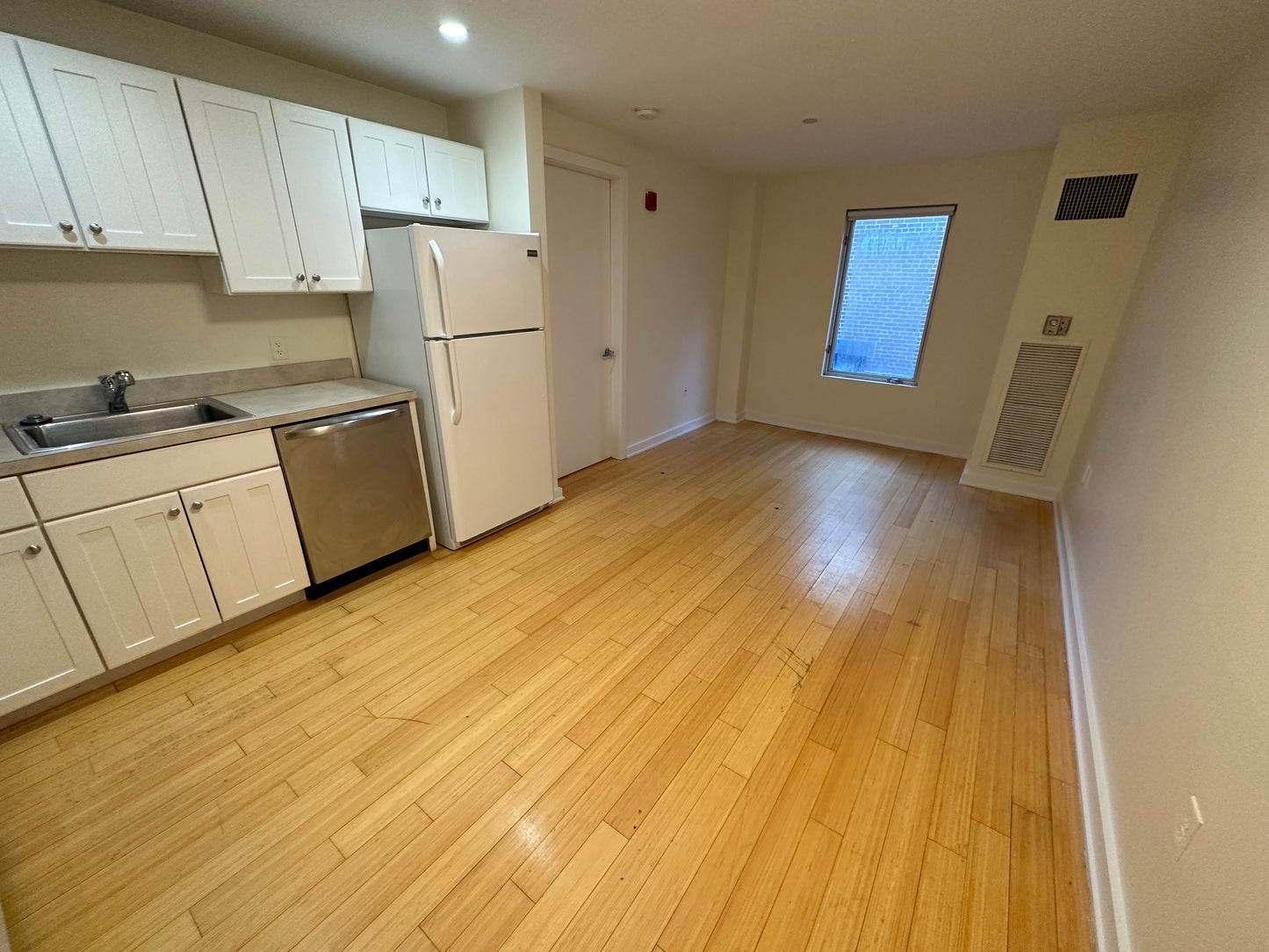 $2,995 / 1br - 460ft2 - ➽Profound Downtown Boston 1 Bedroom Penthouse Available 9/1! No Fee! (Theatre District)