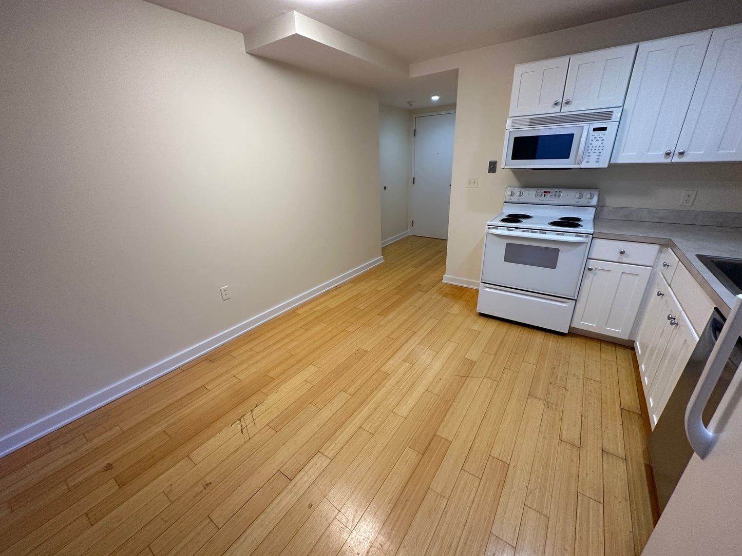 $2,995 / 1br - 460ft2 - ➽Profound Downtown Boston 1 Bedroom Penthouse Available 9/1! No Fee! (Theatre District)
