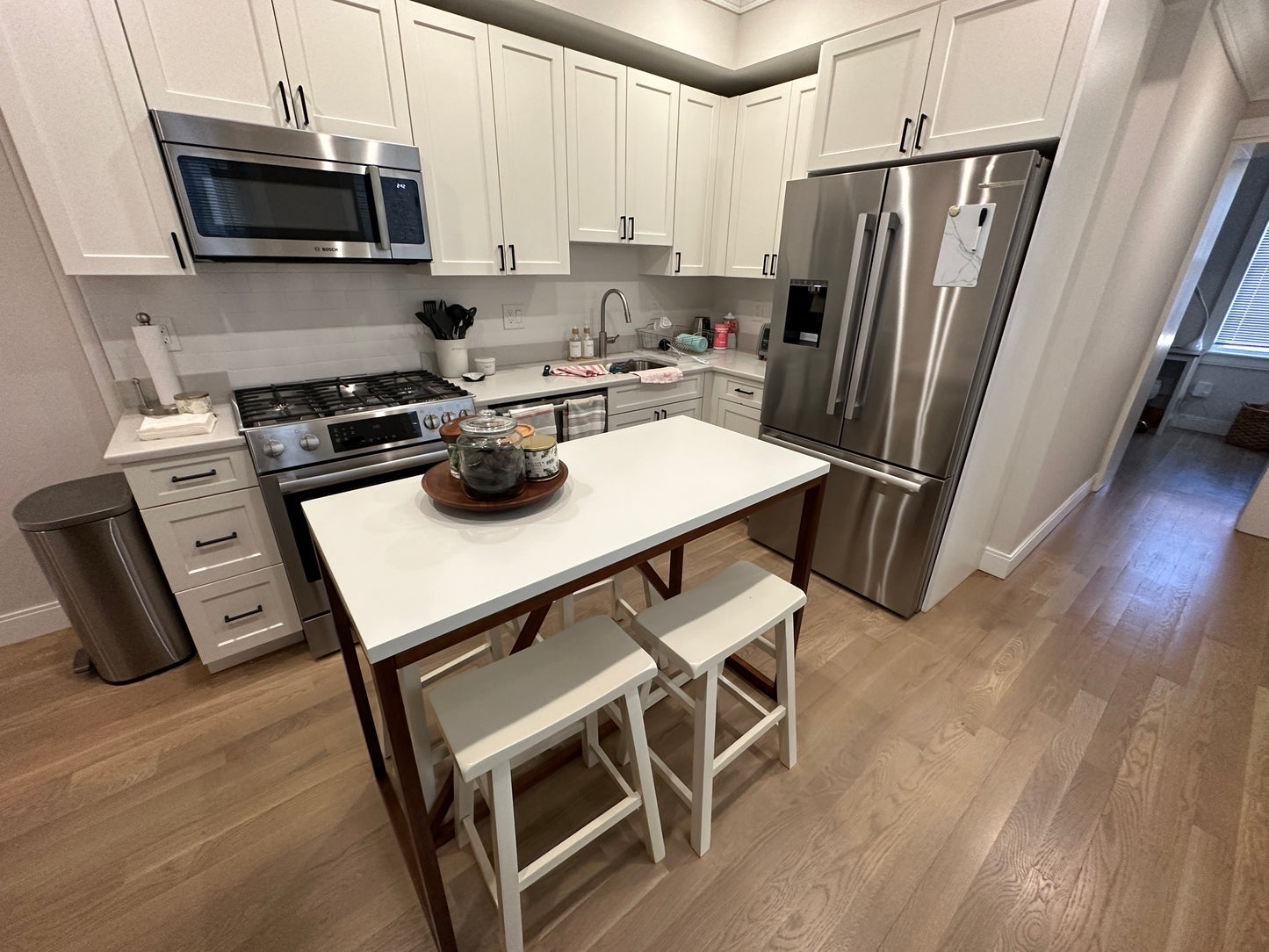 APPLICATION PENDING $2,500 / 1br - 675ft2 - ➽Bold Brighton 1.5 Bedroom Available Now! Pet OK! No Fee! (Brighton)