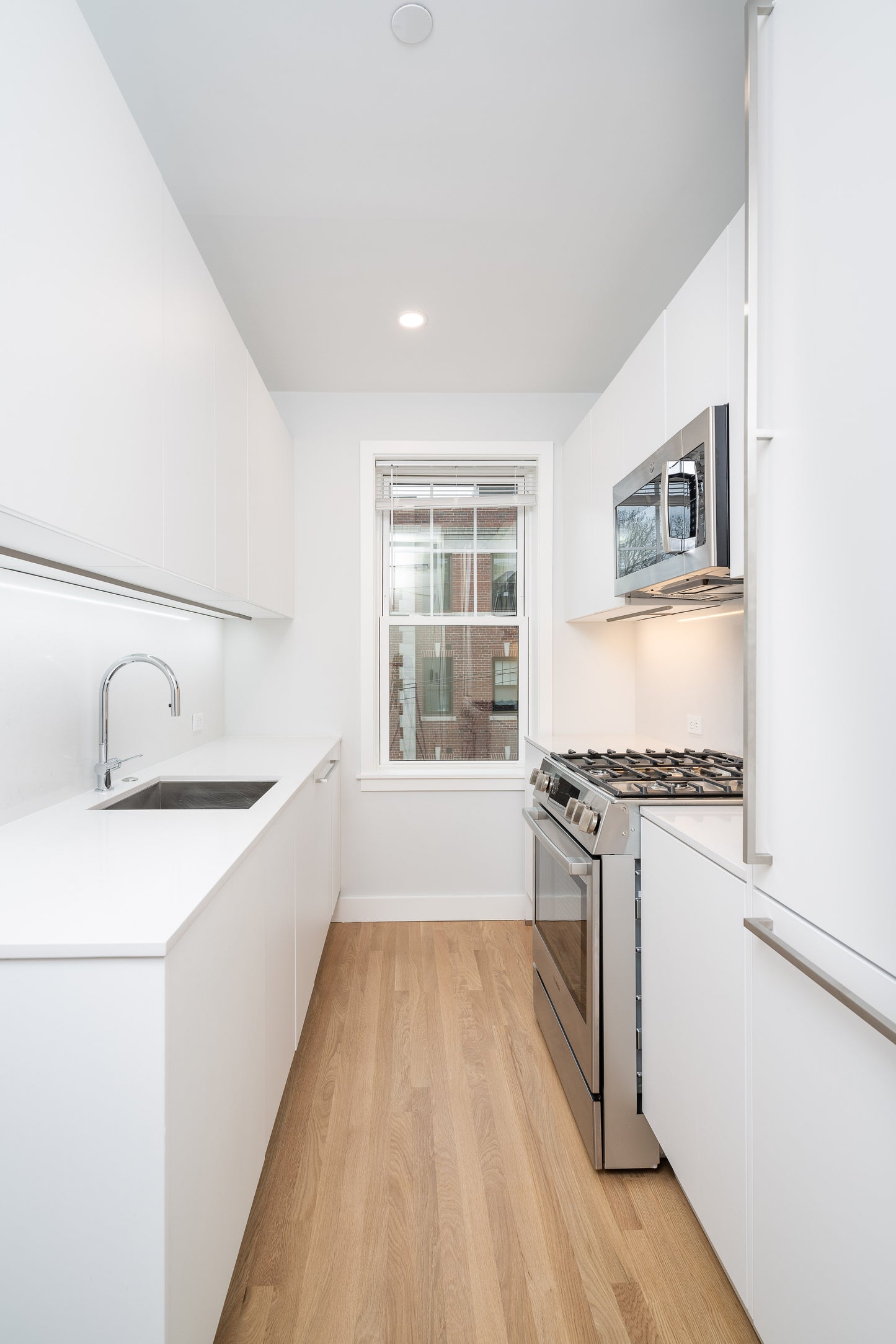 $2,890 / 1br - 535ft2 - ➽Stunning Cambridge 1 Bedroom Available January! No Fee! (Agassiz)