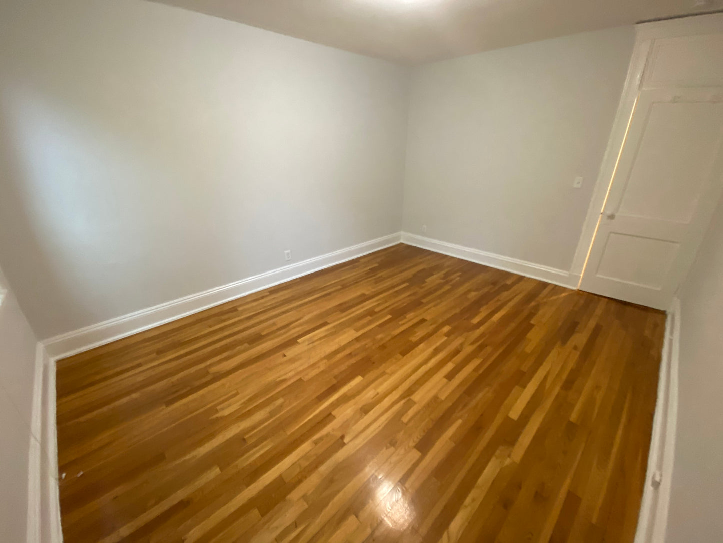 $2,295 / 1br - 585ft2 - ➽Beautiful Brighton 1 Bedroom Available Now! HT & HW Included! No Fee! (Brighton)