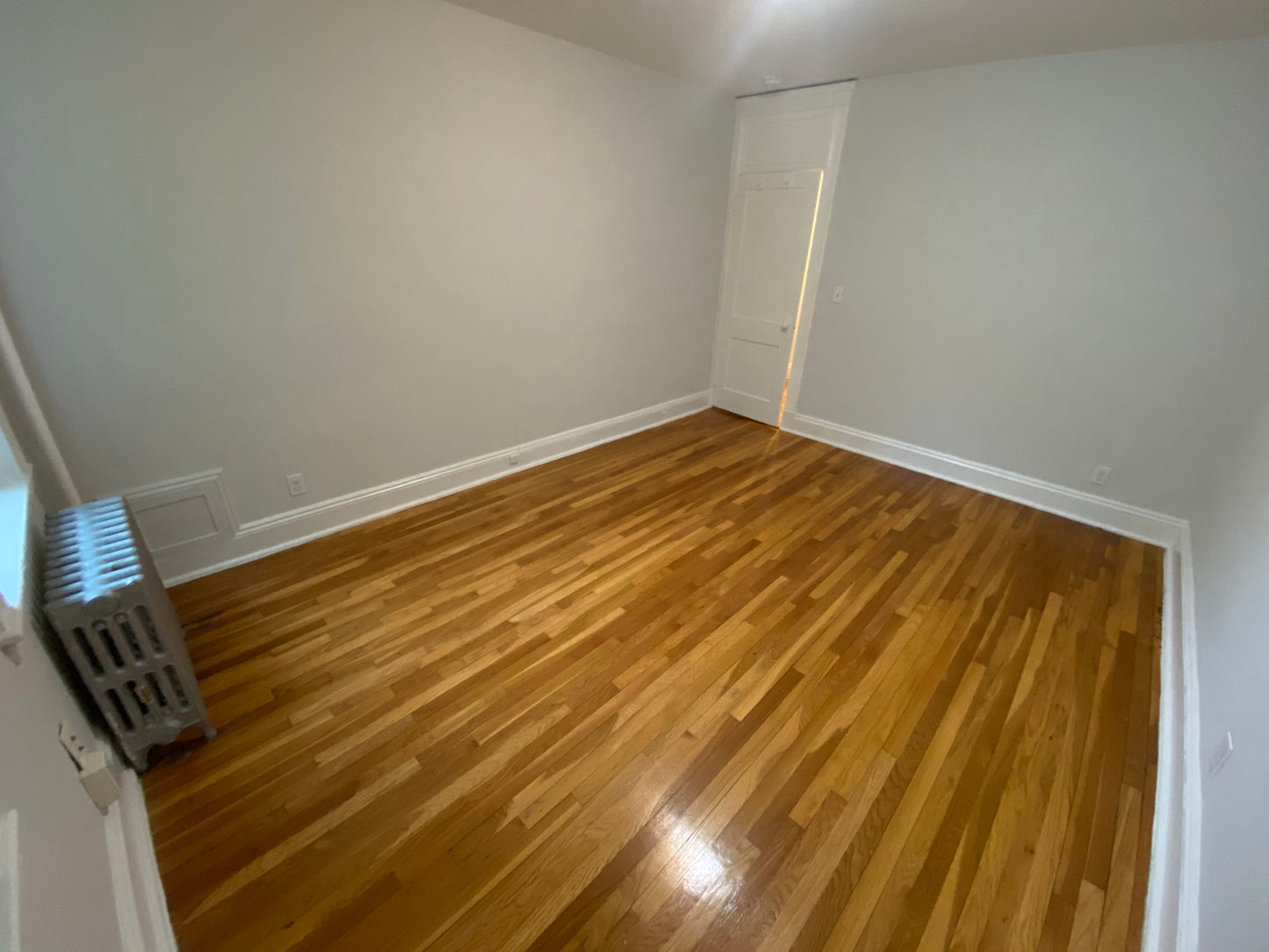 $2,500 / 1br - 585ft2 - ➽Charming Brighton 1 Bedroom Available May! Pet-Friendly! (Brighton)