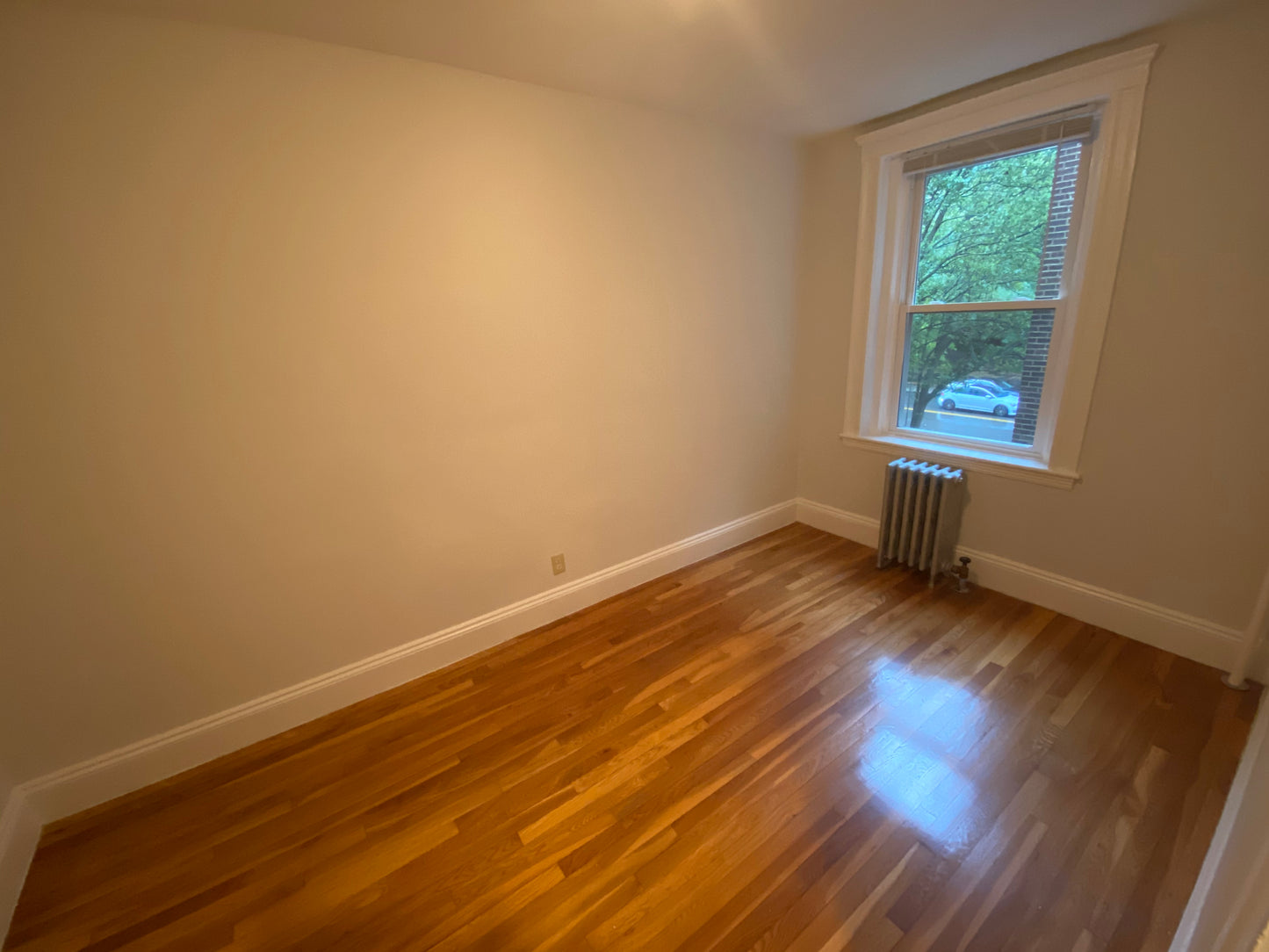$2,295 / 1br - 585ft2 - ➽Beautiful Brighton 1 Bedroom Available Now! HT & HW Included! No Fee! (Brighton)