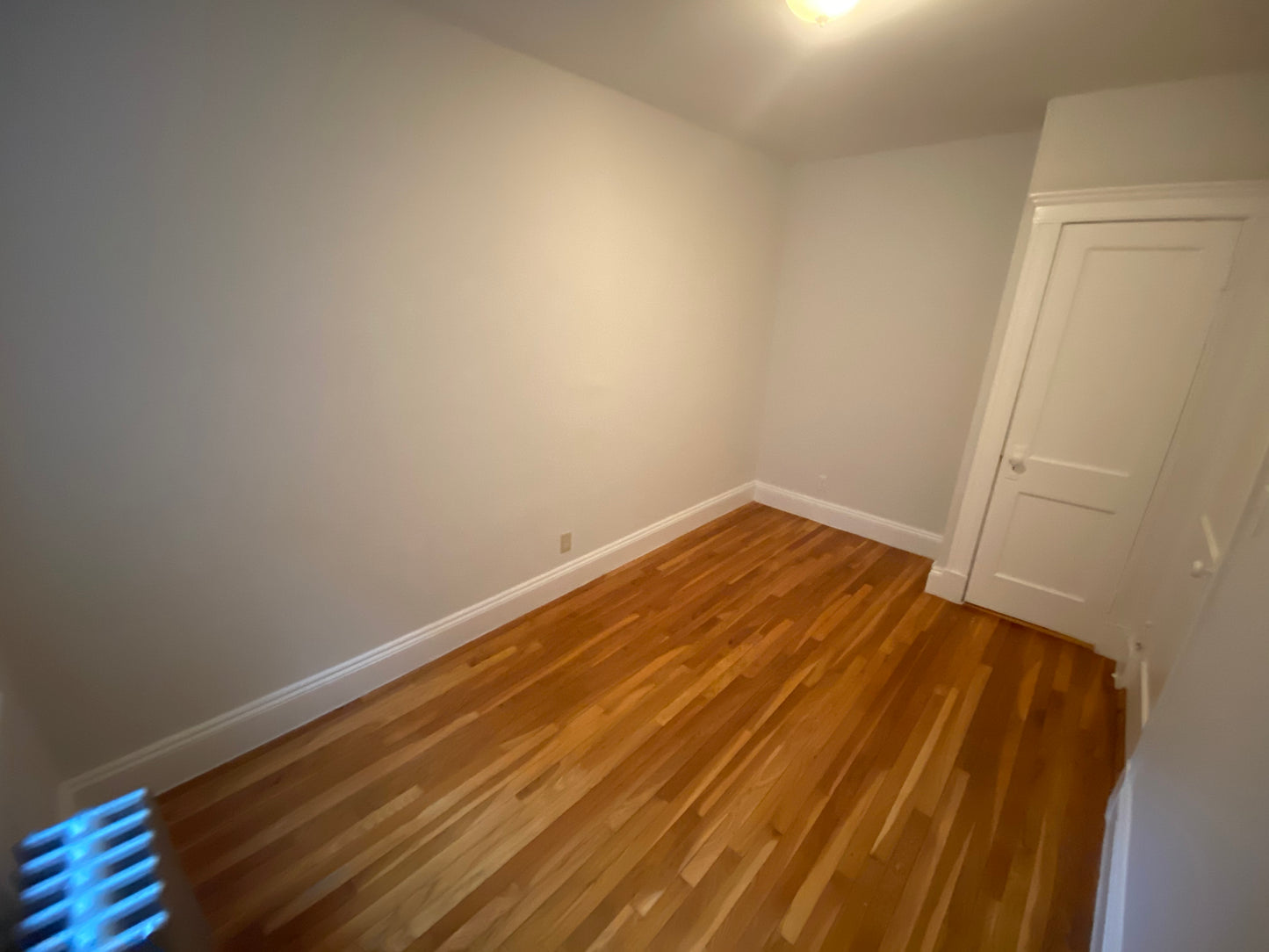 $2,500 / 1br - 585ft2 - ➽Charming Brighton 1 Bedroom Available May! Pet-Friendly! (Brighton)