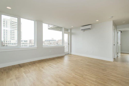 $3,900 / 2br - 631ft2 - ➽Gorgeous Cambridge 2 Bedroom Penthouse Available October! No Fee! (Mid Cambridge)