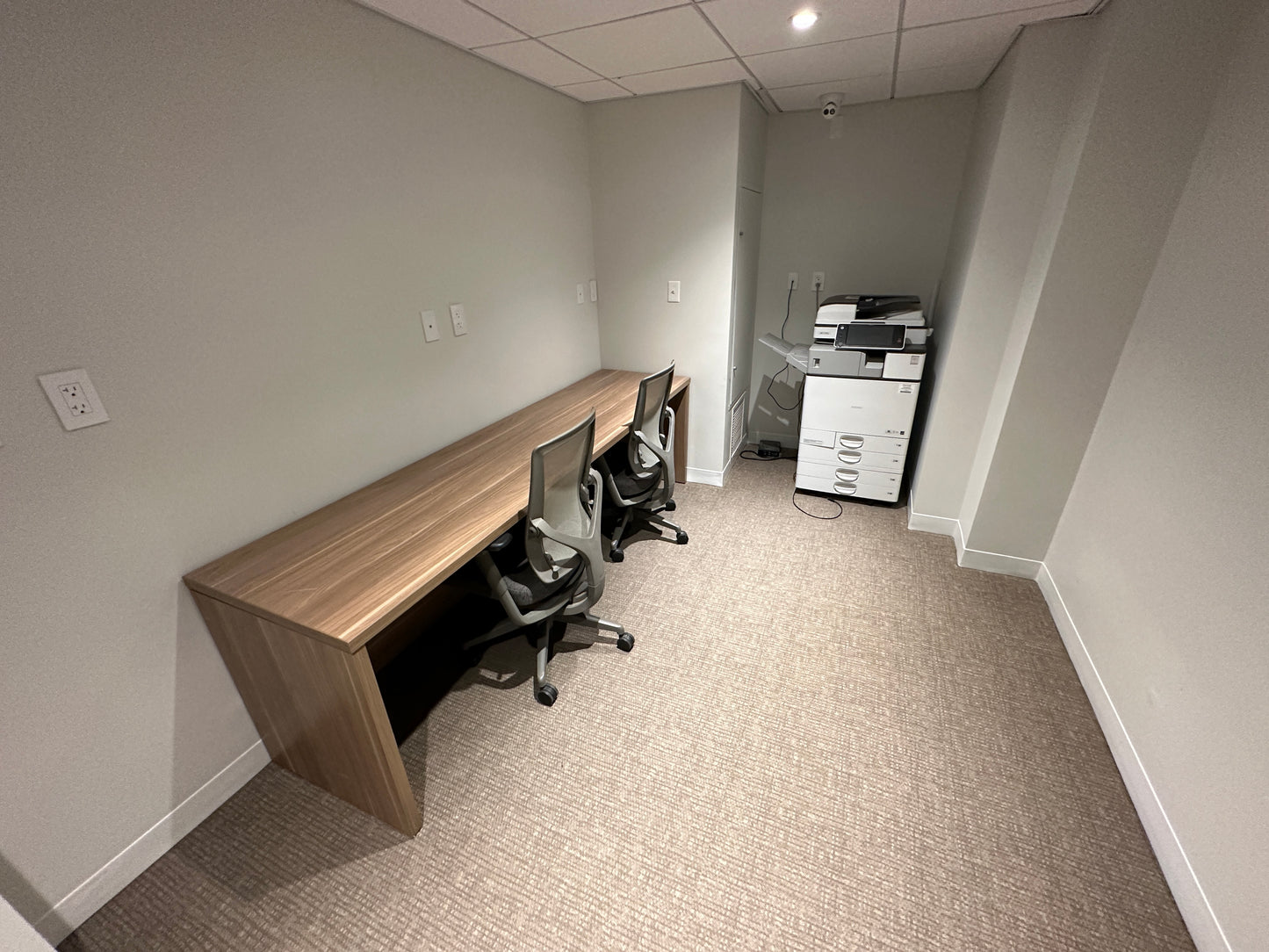 APPLICATION PENDING $3,575 / 2br - 793ft2 - ➽Fantastic South Boston 2 Bedroom Available September! (South Boston)