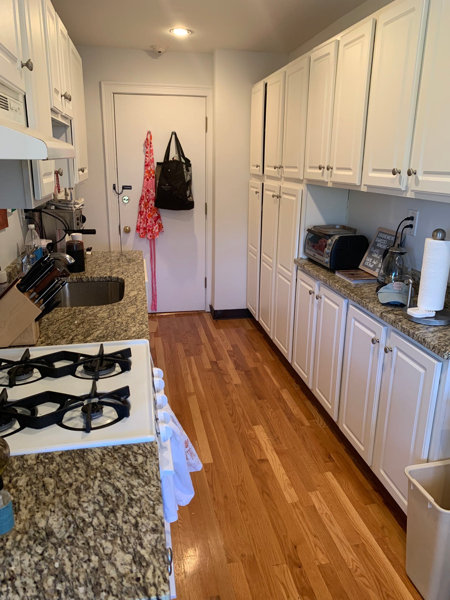 APPLICATION PENDING $2,550 / 1br - 690ft2 - ➽Cozy Somerville 1 Bedroom Available February! No Fee! (Winter Hill)